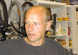 PETER.JPG (15232 Byte)